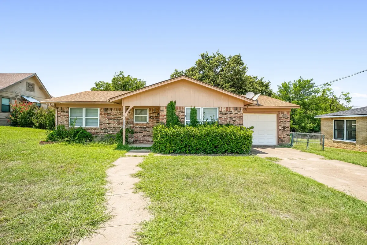 505 S Mulberry Street, Eastland, TX 76448 - Image #1
