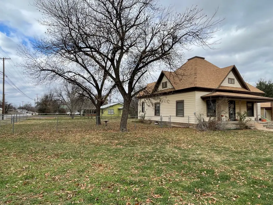 903 Plainview Road, Seymour, TX 76380 - Image #3