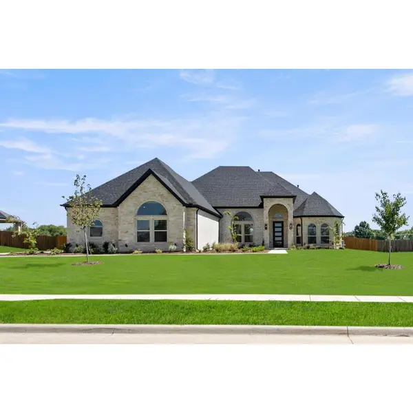 310 Penrose Drive, Ovilla, TX 75154