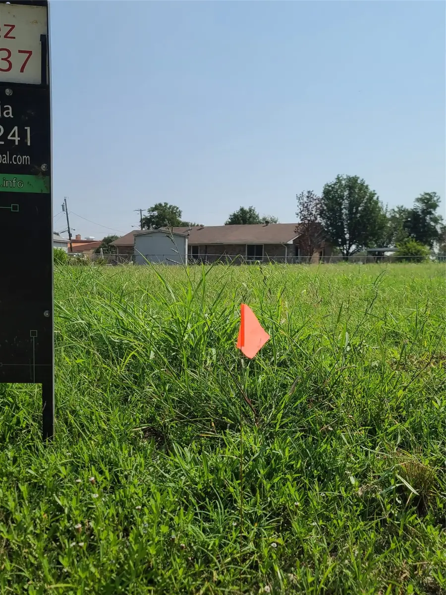 3020 Claibourne Boulevard, Dallas, TX 75212 - Image #3