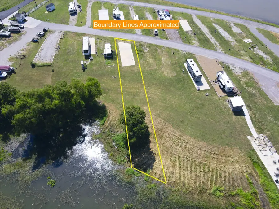 5086 Waterfront Road, Kerens, TX 75144 - Image #2