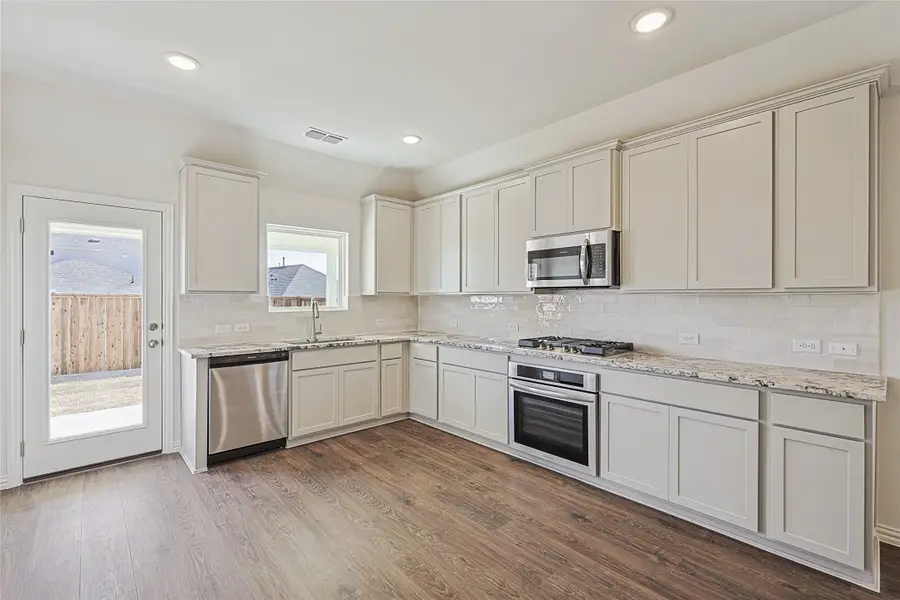 3907 Sky Drive, Sherman, TX 75090 - #2