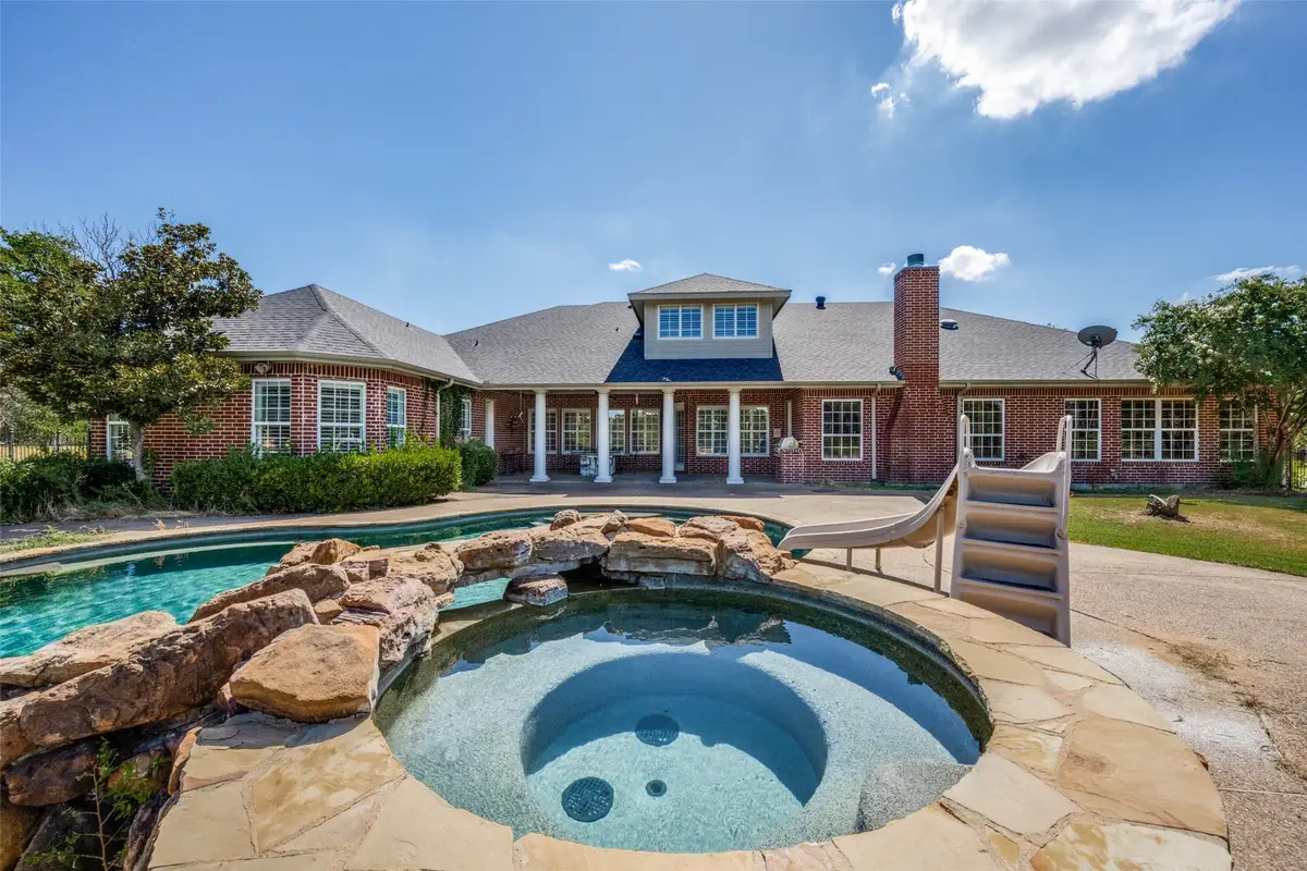 2080 County Road 2445, Decatur, TX 76234 - Image #1