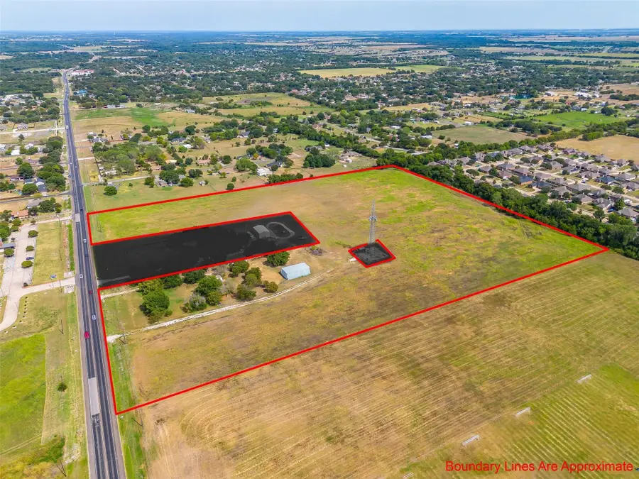 727 E Ovilla Road, Red Oak, TX 75154 - Image #2