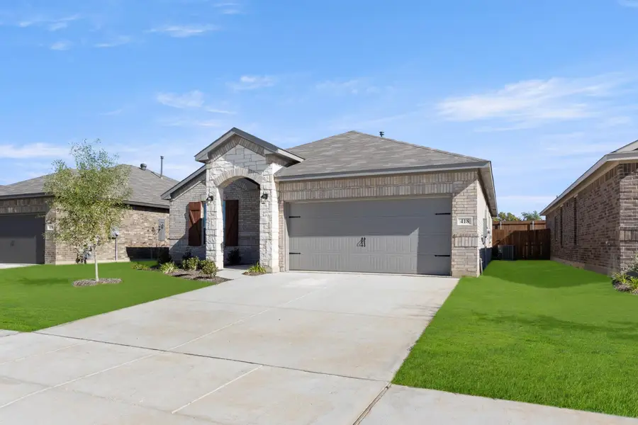 418 Comanche Drive, Cleburne, TX 76033 - #2