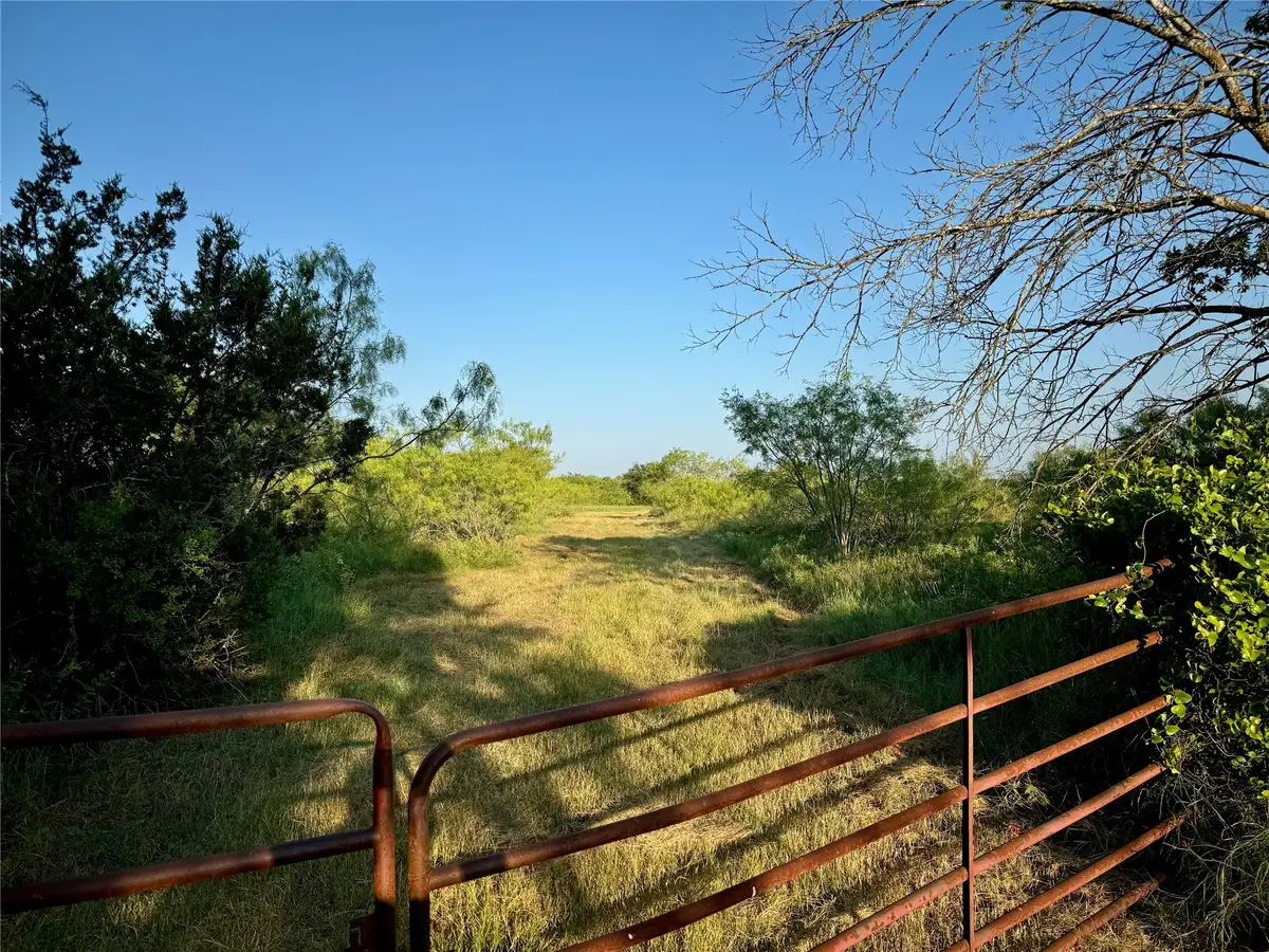 10640 County Road 1240, Cleburne, TX 76033 - Image #1