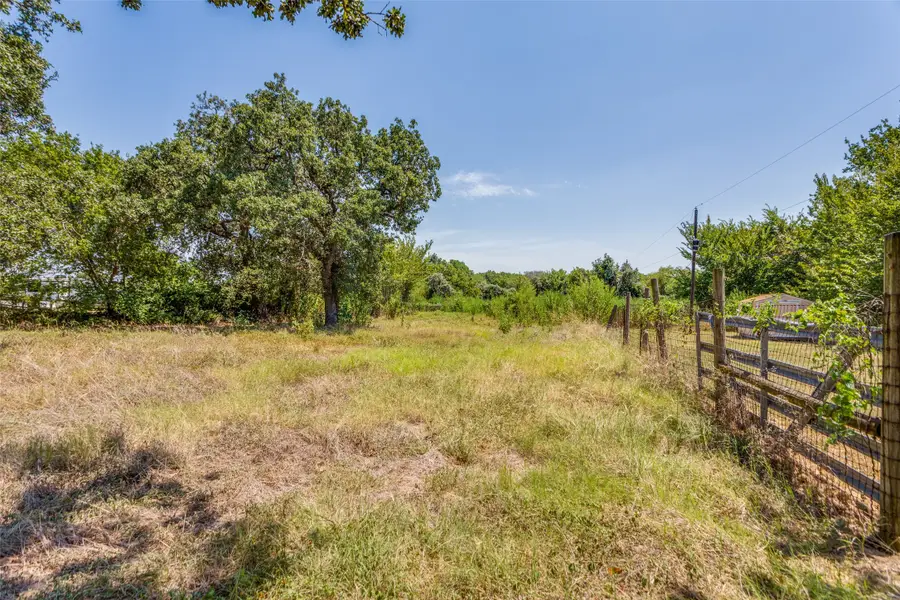 7329 Drury Cross Road, Burleson, TX 76028 - Image #3