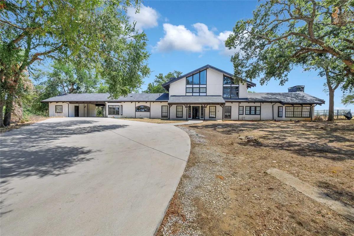11470 Massey Road, Pilot Point, TX 76258 - Image #1