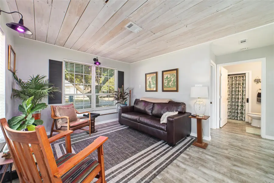 201 E Pollock Street, Rising Star, TX 76471 - Image #3