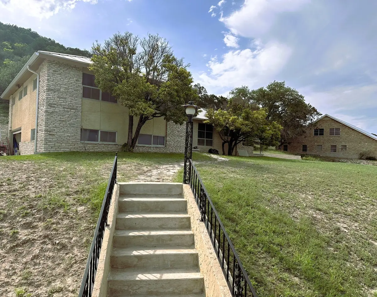 120 Bluebonnet Drive, Junction, TX 76849 - Image #1