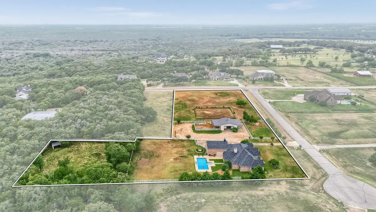 7621 Bruce Road, Aubrey, TX 76227 - Image #1