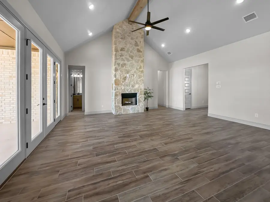 195 Coalson Crossing, Azle, TX 76020 - Image #3