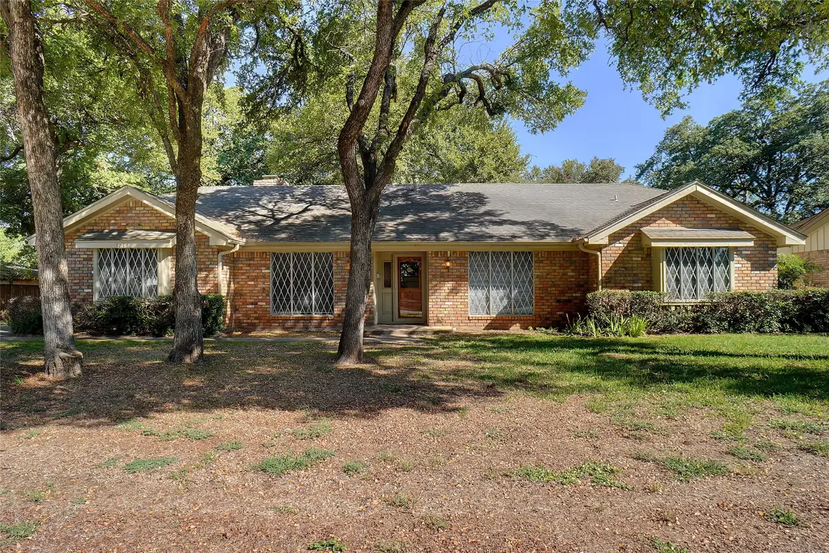 1715 Boston Avenue, Bridgeport, TX 76426 - Image #1