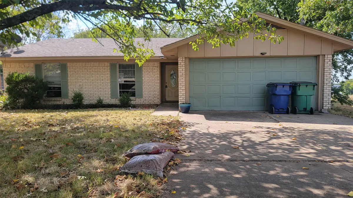104 Loraine Street, Pottsboro, TX 75076 - Image #1