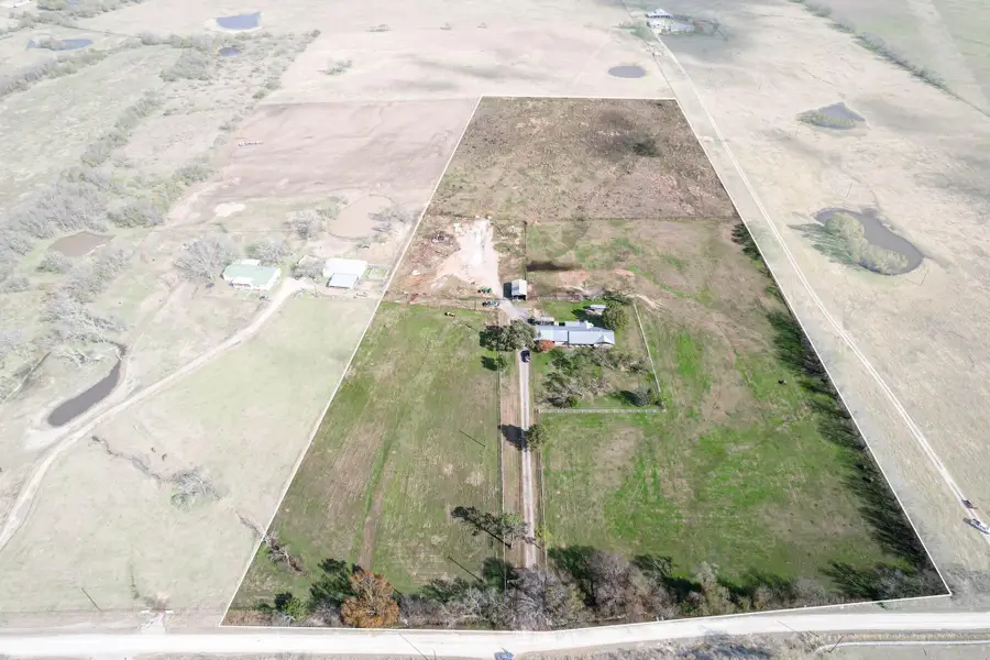 7956 County Road 4060, Blooming Grove, TX 76626 - Image #2