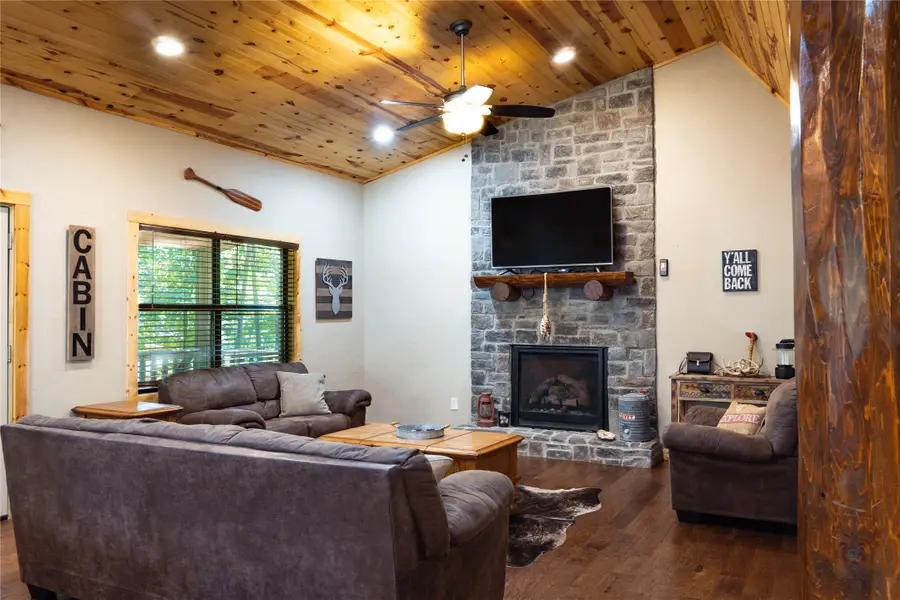 172 Cedar Creek Circle, Broken Bow, OK 74728 - Image #2