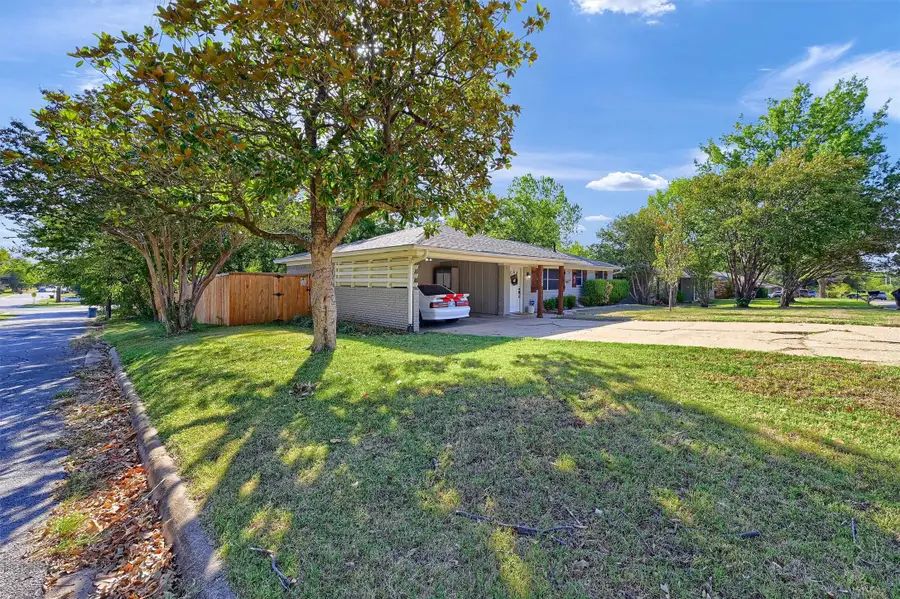 2000 Brenda Avenue, Denison, TX 75020 - #3