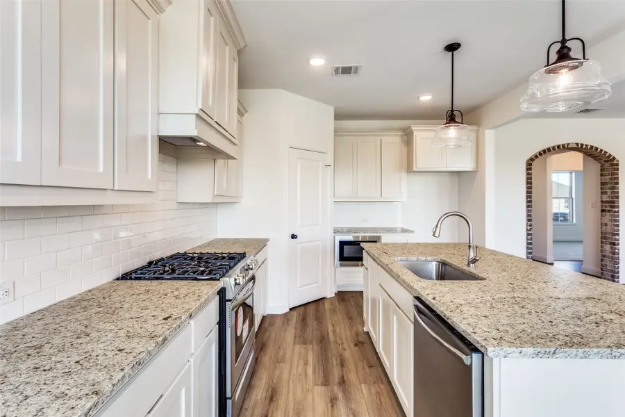 11701 Blackfoot Court, Godley, TX 76044 - Image #3