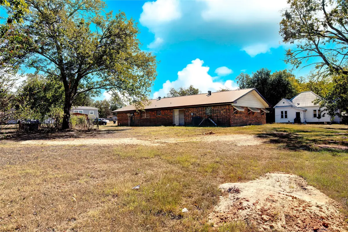 301 Pecan Street, Teague, TX 75860 - Image #1