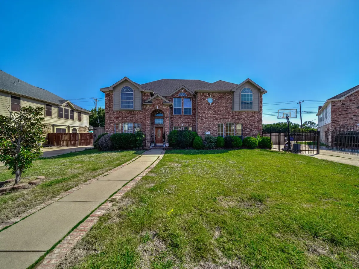 1002 Saint Gregory Drive, Mansfield, TX 76063 - Image #1