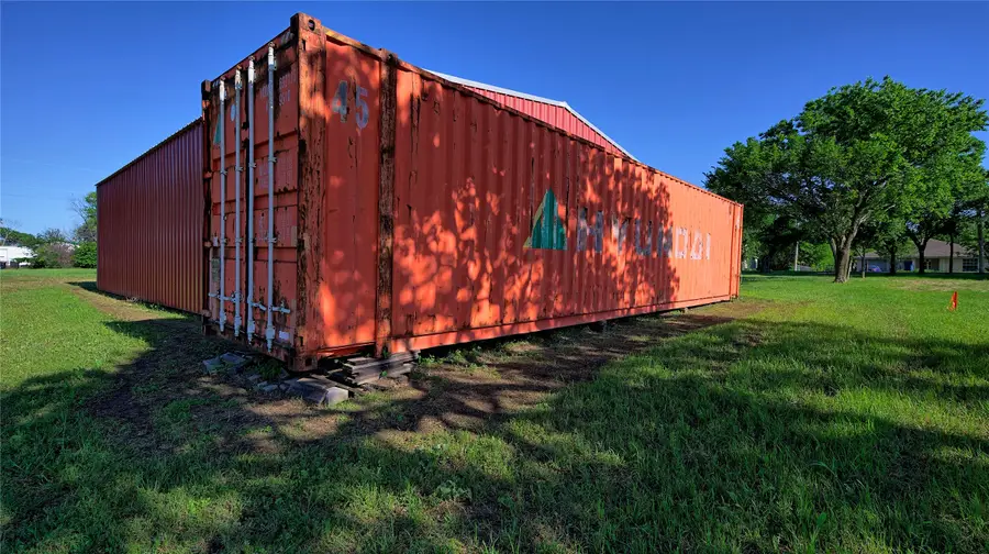 510 E Locust Street, Nocona, TX 76255 - Image #2