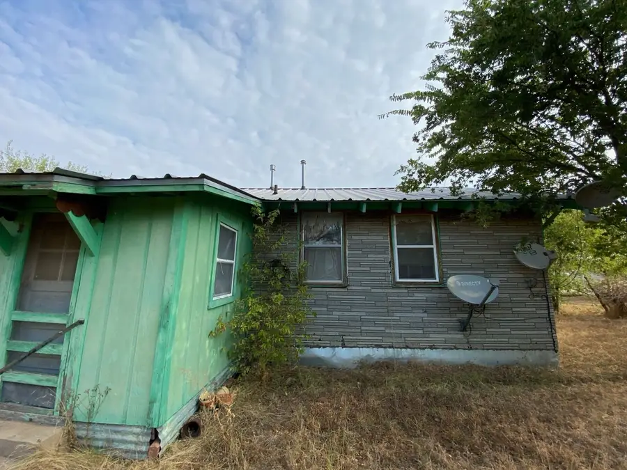 503 E Elliott Street, Breckenridge, TX 76424 - Image #2