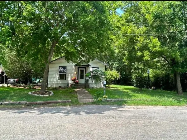 1220 S Branch Street, Sherman, TX 75090