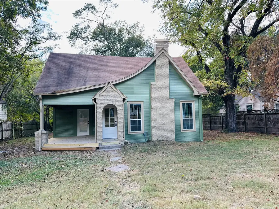 111 Pecan Street, Terrell, TX 75160 - Image #2