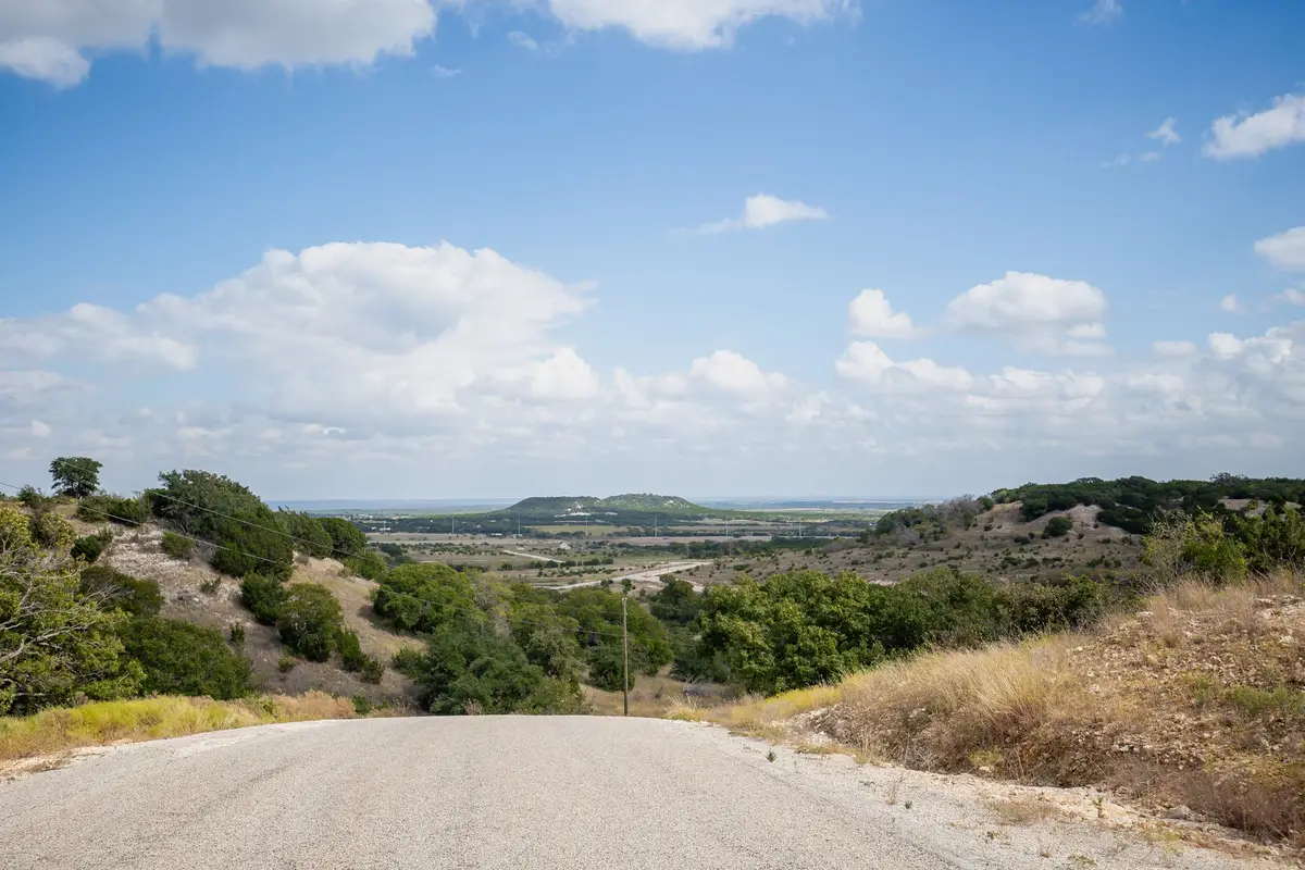 1584 Hidden Oaks Trail, Glen Rose, TX 76043 - Image #1