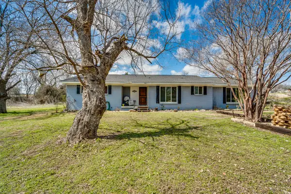 207 Ovilla Road, Waxahachie, TX 75167