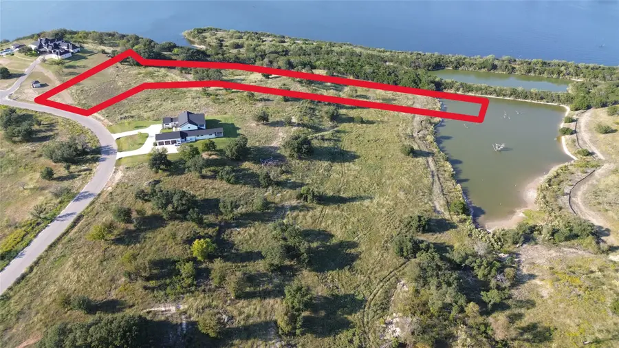 741 R C Luker Court, Granbury, TX 76048 - Image #2