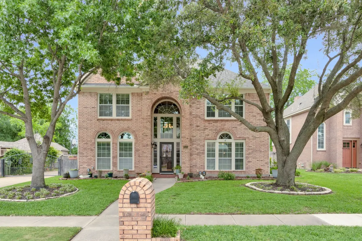 8525 Castle Creek Road, North Richland Hills, TX 76182 - #1