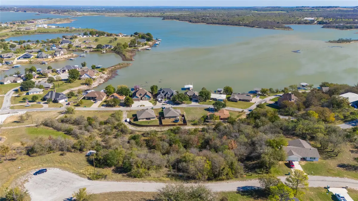 47 Lanai Circle, Runaway Bay, TX 76426 - Image #1