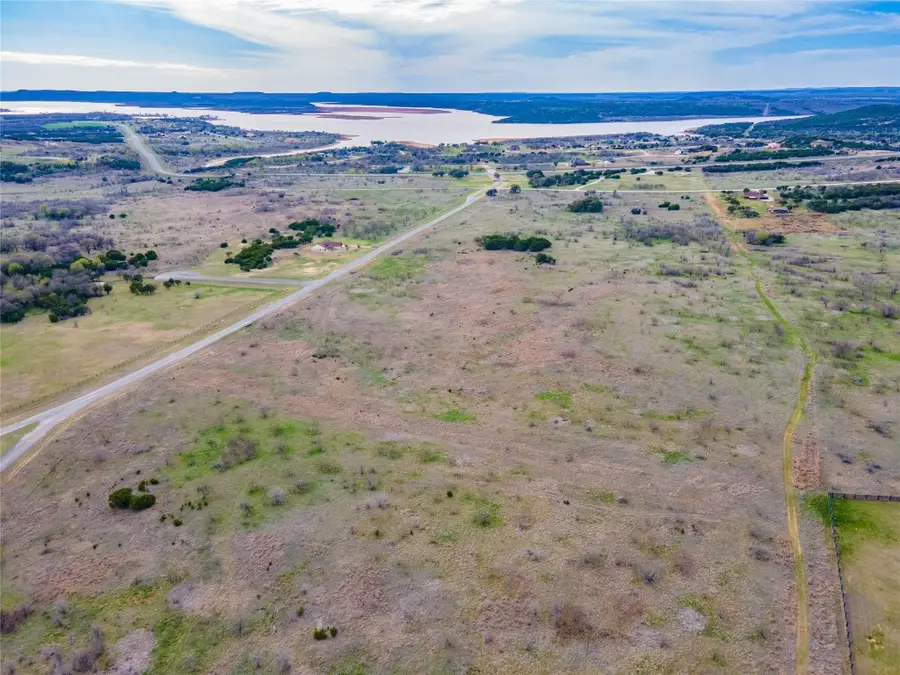 407 Pk Hills Boulevard, Graford, TX 76449 - Image #2
