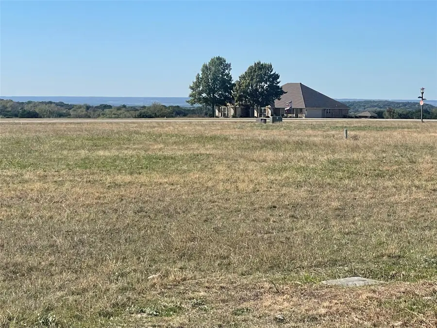 7413 Gleneagles Drive, Cleburne, TX 76033 - Image #3