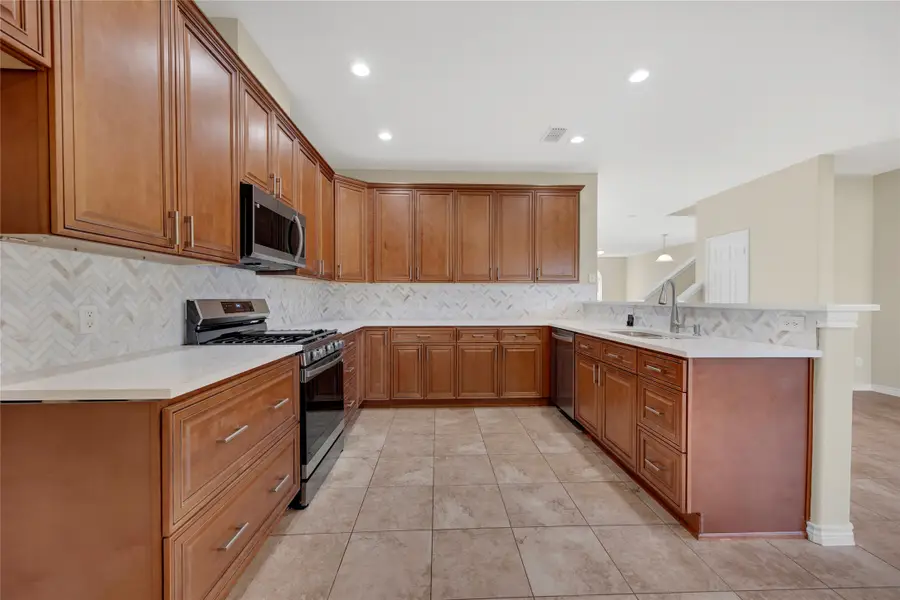 2631 Leisure Lane, Little Elm, TX 75068 - Image #2