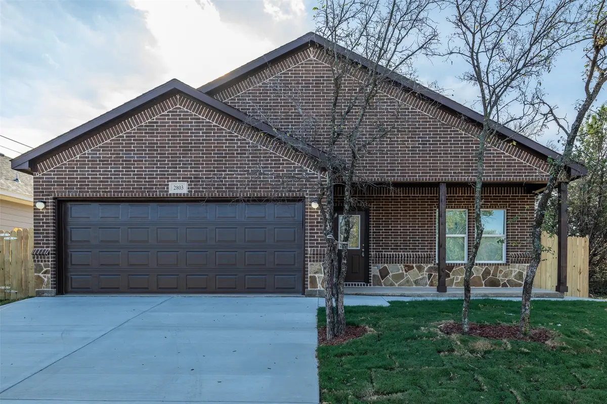 2803 Beechwood Street, Granbury, TX 76048 - Image #1