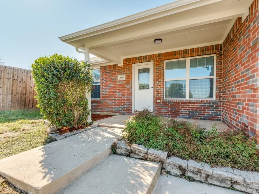 5320 Eagle Heights Drive, Dallas, TX 75212 - Image #3