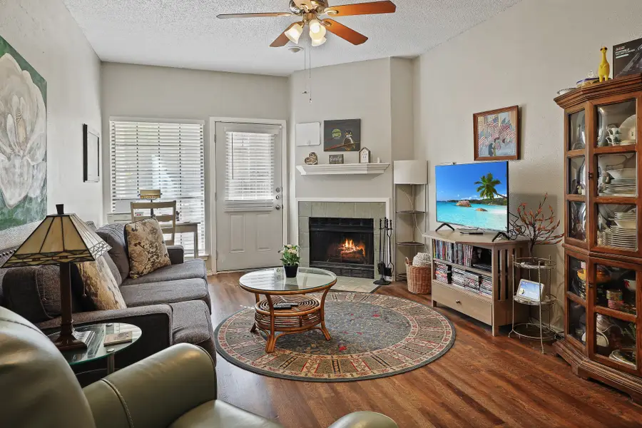 9601 Forest Lane #412, Dallas, TX 75243 - Image #2