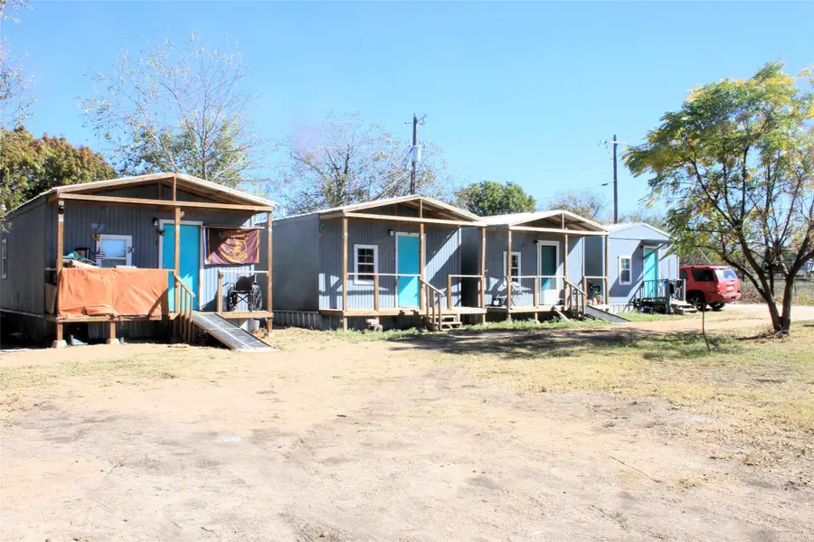 301 E Cedar Street #A, Lometa, TX 76853 - Image #2