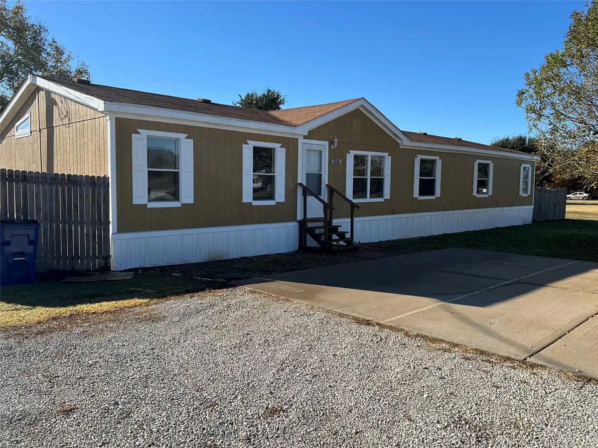 1916 Coleman Road, Burleson, TX 76028 - Image #1