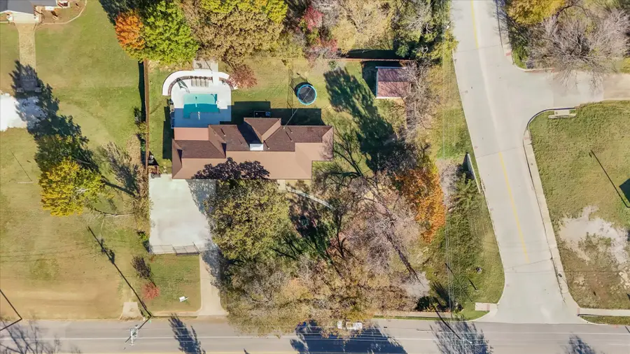 300 W College Avenue, Alvarado, TX 76009 - #3