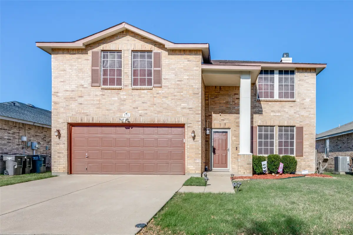 3916 Foxhound Lane, Fort Worth, TX 76123 - Image #1