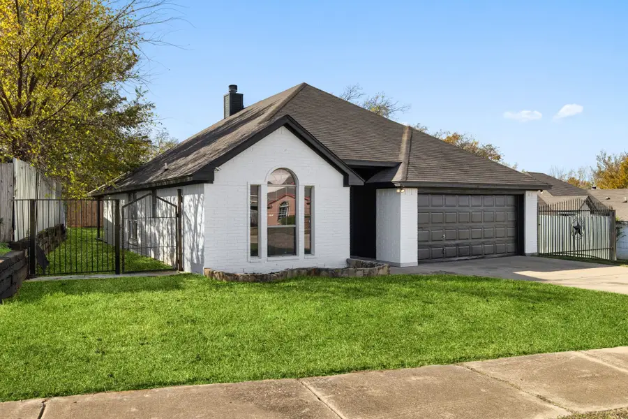 309 Dupont Circle, Fort Worth, TX 76134 - Image #3