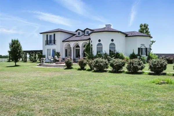 200 Union Grove Road, Valley View, TX 76272