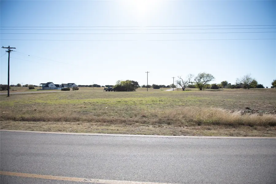 6500 Castle Royle Drive, Cleburne, TX 76033 - Image #2