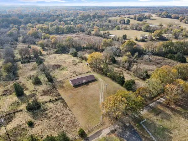 3794 County Road 3070, Cookville, TX 75558