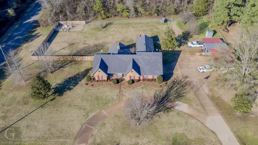 111 White Road, Frierson, LA 71027 - Image #2