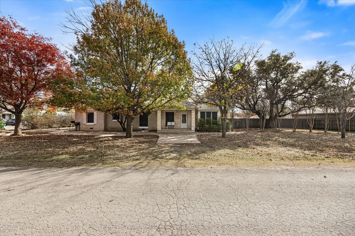 206 N Bouldin Street, Hamilton, TX 76531 - Image #1