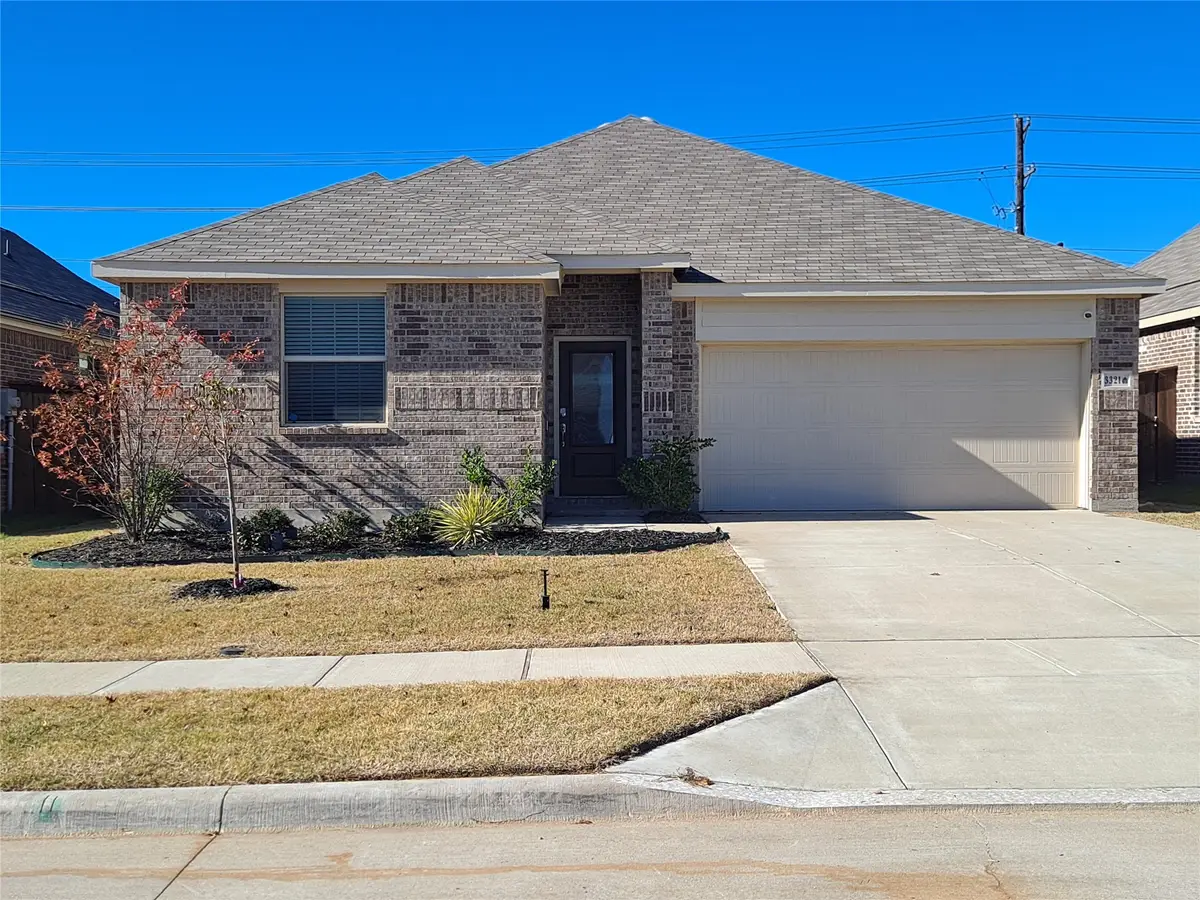 3321 Riverside Drive, Aubrey, TX 76227 - Image #1